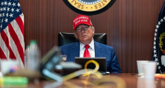 Trump ends the longest shutdown in US history by signing a budget deal.